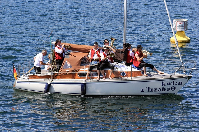 现了朱芳雨 现了朱芳雨